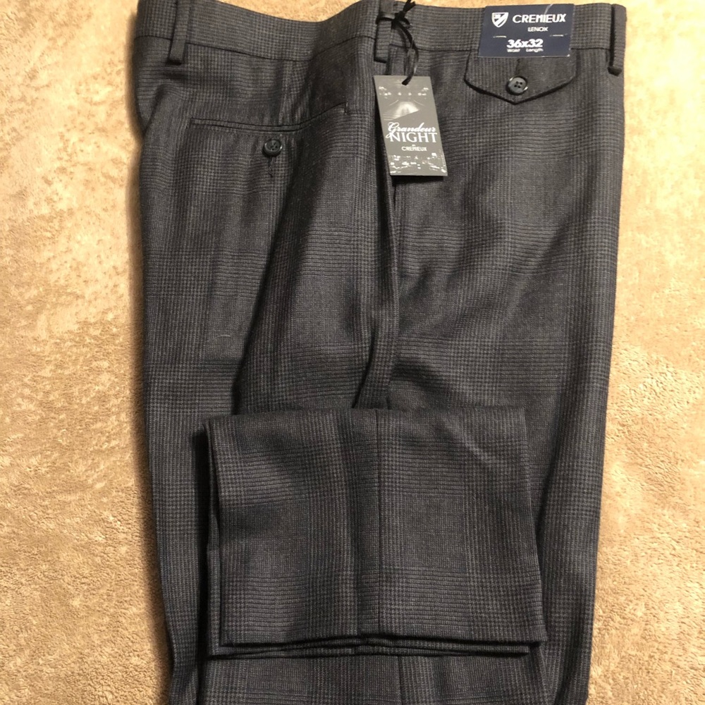 Men’s Daniel Cremieux dress slacks.
